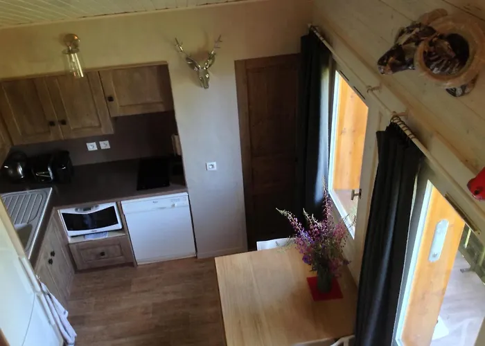 De Charme 1550 アパート *